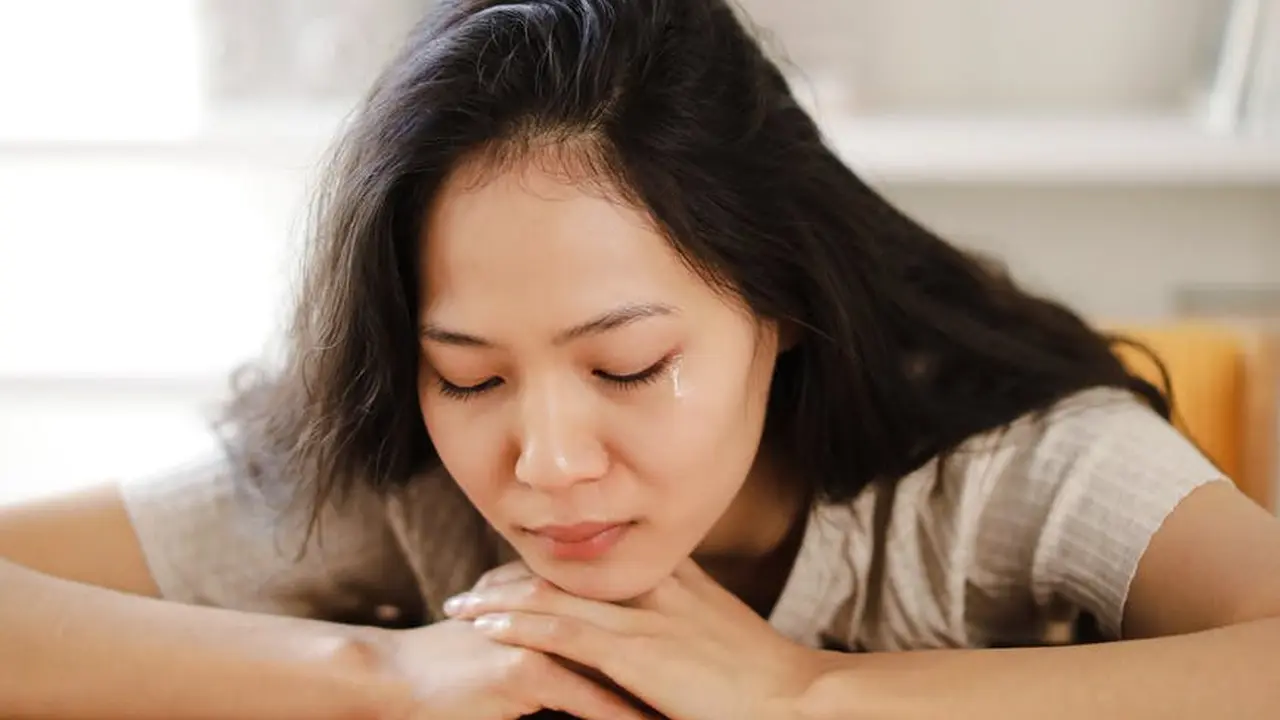 Merasa Trauma Setelah Putus? Bisa Jadi Anda Alami Post-Traumatic Relationship Syndrome
