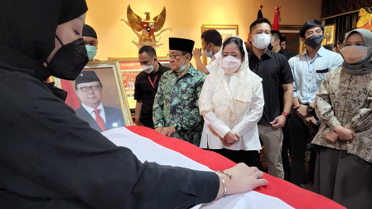 Tjahjo Kumolo meninggal dunia