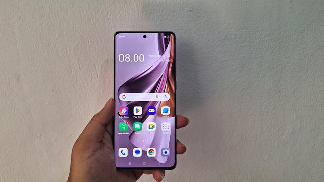Oppo Reno 10 Pro Plus 5G (Liputan6.com/Giovani Dio Prasasti)