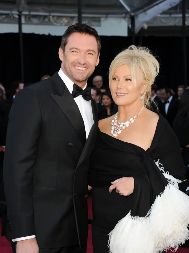 [Bintang] Deborra-Lee Furness