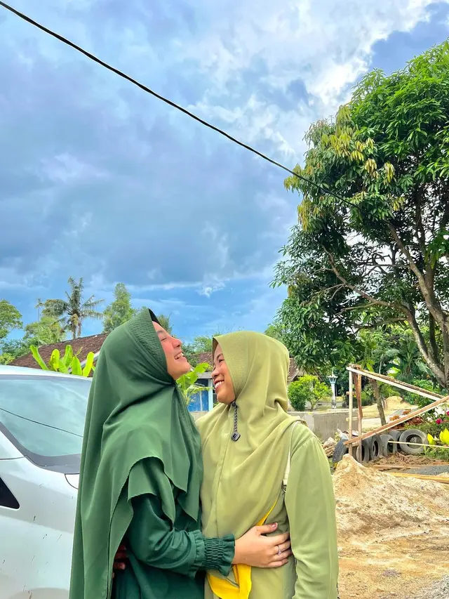 7 Pesona Findi Artika saat Pakai Hijab, Disebut Mirip Nissa Sabyan