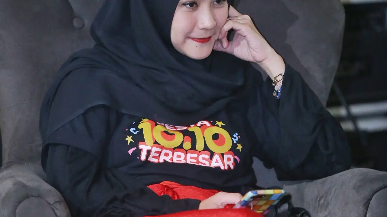 [Fimela] Zaskia Adya Mecca
