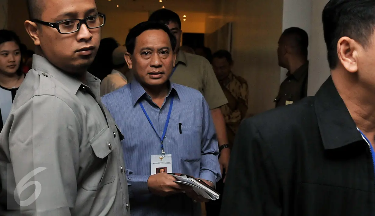Ketua Pansel Komjen Purn Imam Sudjarwo saat seleksi calon anggota Kompolnas di Jakarta, Kamis (10/3). Kompolnas mengadakan ujian tahap kedua kepada 81 calon anggota yang lolos administrasi pada tahap pertama. (Liputan6.com/Johan Tallo)