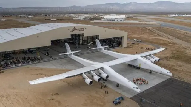 Stratolaunch, Pesawat Terbesar di Dunia Bisa Luncurkan Satelit