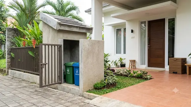 Ide Tempat Sampah Tersembunyi di Teras Depan