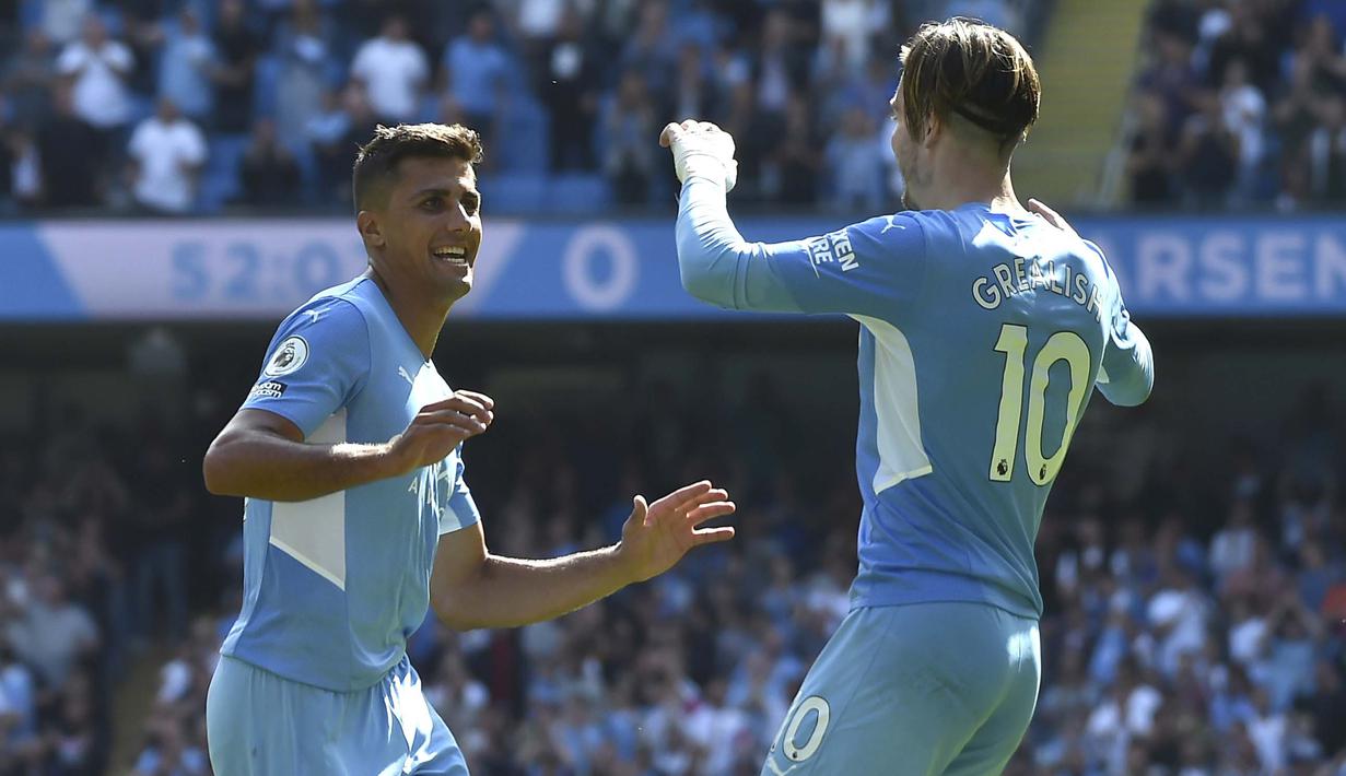 Masuk paruh kedua, Man City terus mengurung pertahanan Arsenal. Ketika babak kedua berjalan 53 menit, Rodri memperbesar keunggulan The Citizens menjadi 4-0. (Foto: AP/Rui Vieira)