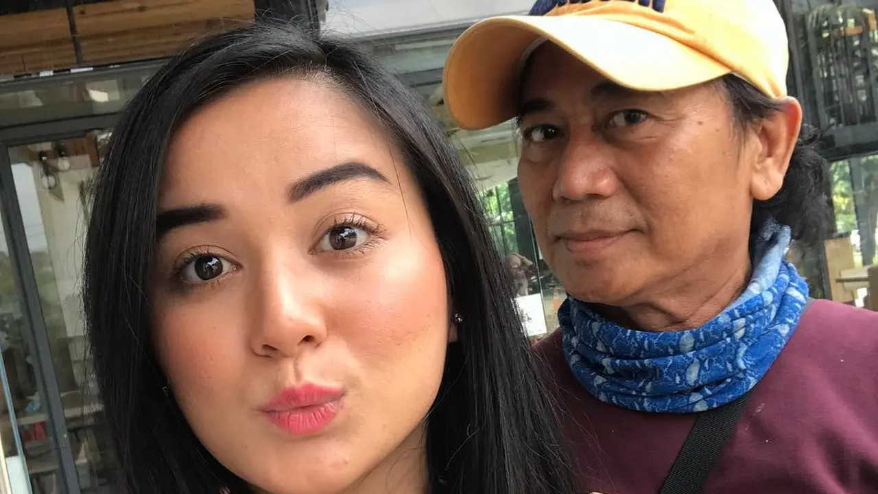 Memo Sanjaya dan Juwita Bahar (https://www.instagram.com/p/BL16Q0tFe2x/)