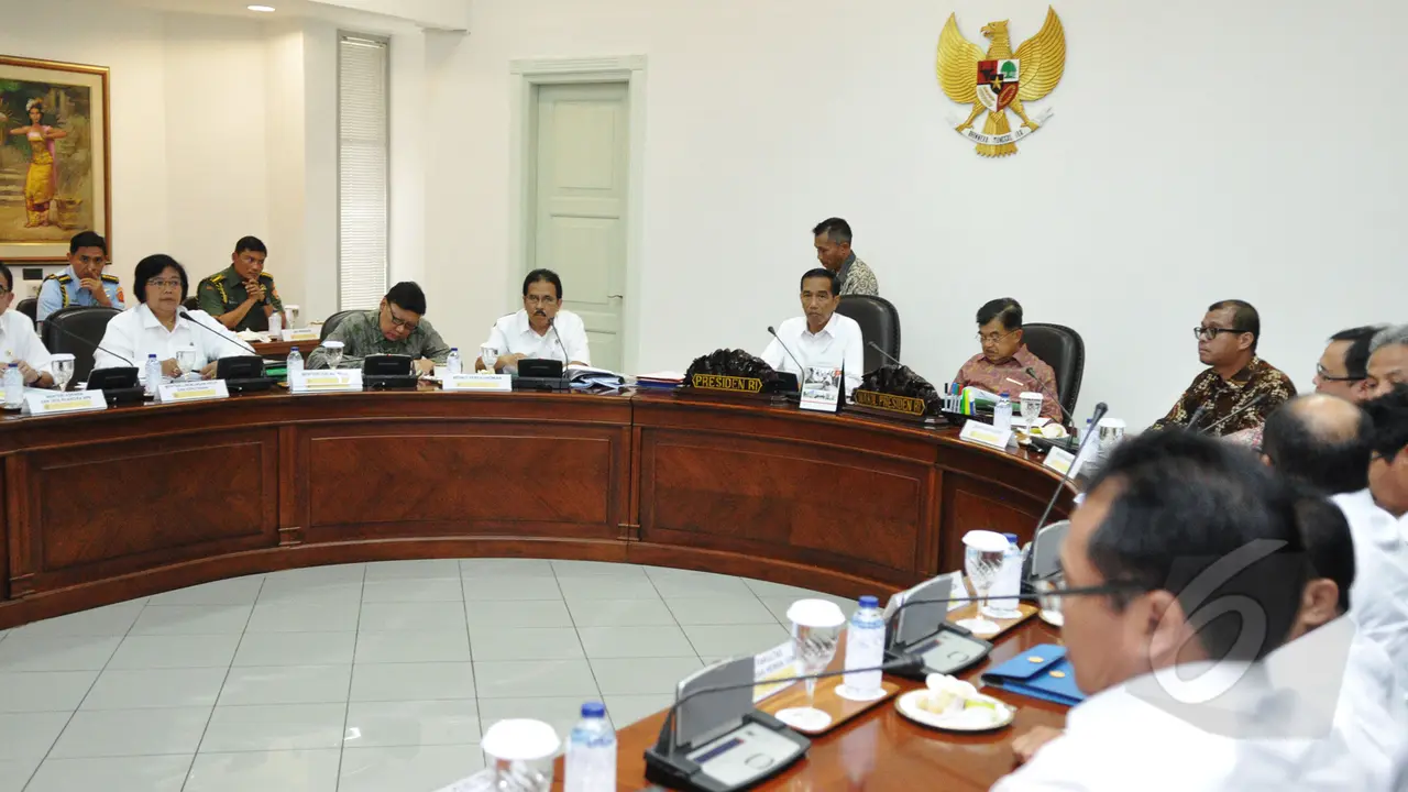 Jokowi Bahas Masalah Lahan di Rapat Terbatas