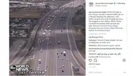 Kemacetan parah terjadi karena dua anjing yang berkeliaran di jalan tol di Phoenix (abcworldnews)