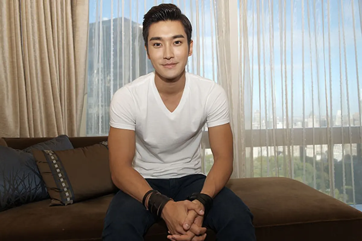 Siwon Super Junior Jadi Tamu Istimewa Kejuaraan Mobil
