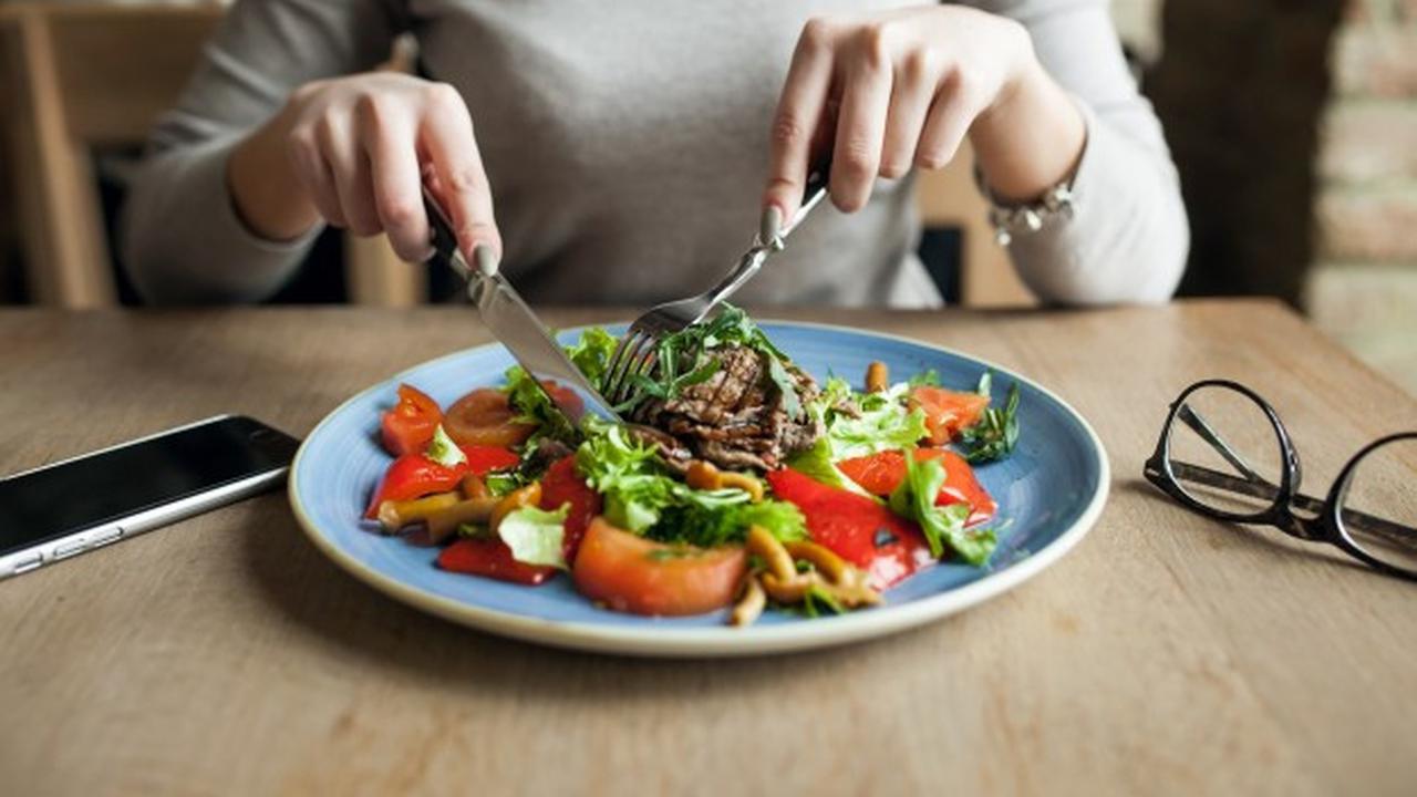 Mengatur Pola Makan yang Baik