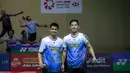 Pebulu tangkis ganda putra Indonesia, Sabar Karyaman Gutama/Moh Reza Pahlevi berfoto bersama setelah mengalahkan pasangan Chinese Taipei, Lee Jhe-Huei/Yang Po-Hsuan pada babak perempat final Indonesia Open 2024 di Istora Senayan, Jakarta, Sabtu (07/06/2024). (Bola.com/Bagaskara Lazuardi)