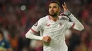 Youssef En-Nesyri, striker Maroko berusia 26 tahun yang kini tengah menjalani musim kelima bersama Sevilla di La Liga total telah mencetak 9 gol dan 2 assist dari 25 laga di semua ajang. Dengan harga hanya 16 juta pound sterling yang dipatok Sevilla dan tinggal menyisakan kontrak selama satu setengah tahun ke depan, MU berada di atas angin untuk merekrutnya pada bursa transfer Januari 2024. (AFP/Jorge Guerrero)