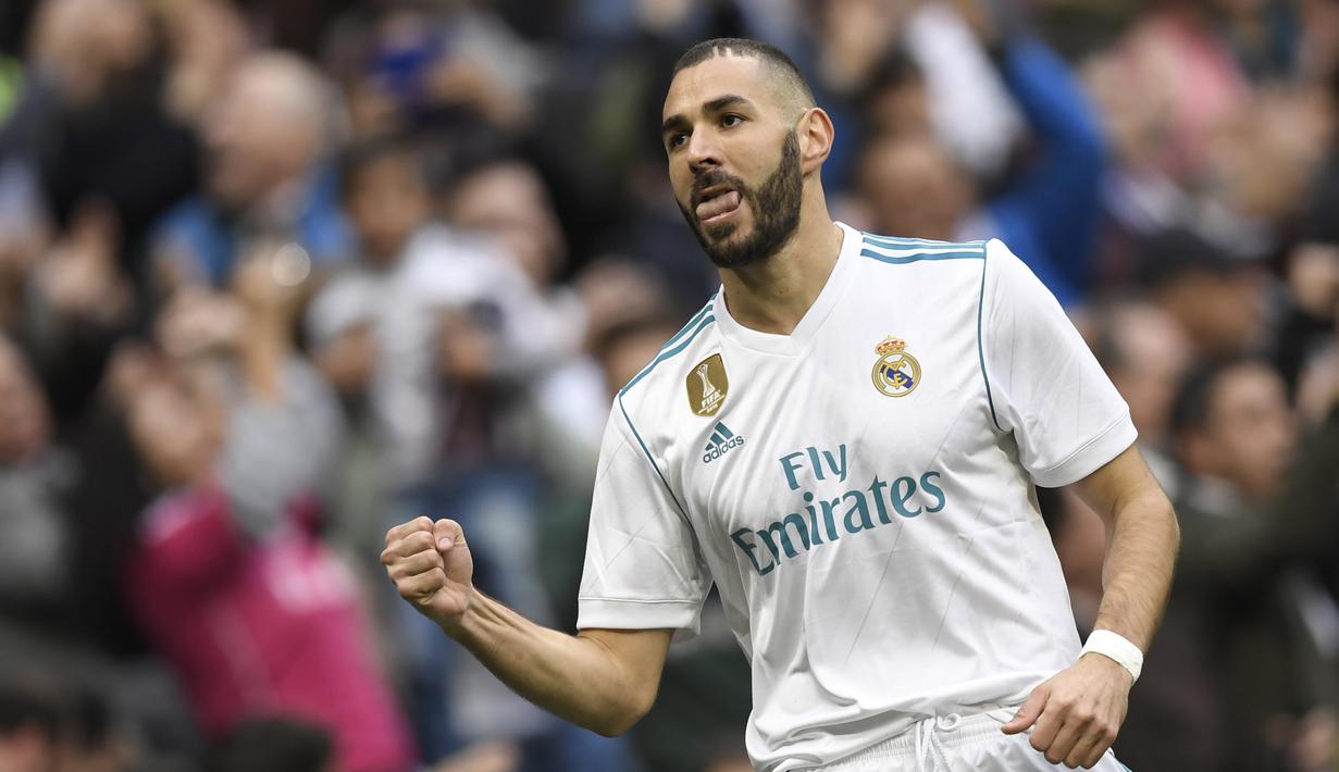 Penyerang asal Prancis, Karim Benzema masuk daftar top scorer sementara Real Madrid dengan menempati posisi keempat klasemen, Benzema total telah mencetak lima gol di semua level kompetisi. (AFP/Gabriel Bouys)