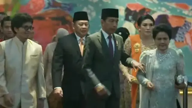 Presiden Jokowi di pernikahan Thariq Halilintar dan Aaliyah Massaid (YouTube/Thariq Halilintar)