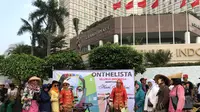 Hari Kartini yang jatuh pada Minggu 21 April 2019 menjadi suatu momen yang banyak dimanfaatkan berbagai kalangan masyarakat untuk berkumpul dan memperingatinya. Apalagi, hari itu juga bertepatan dengan jadwal rutin Car Free Day (CFD).