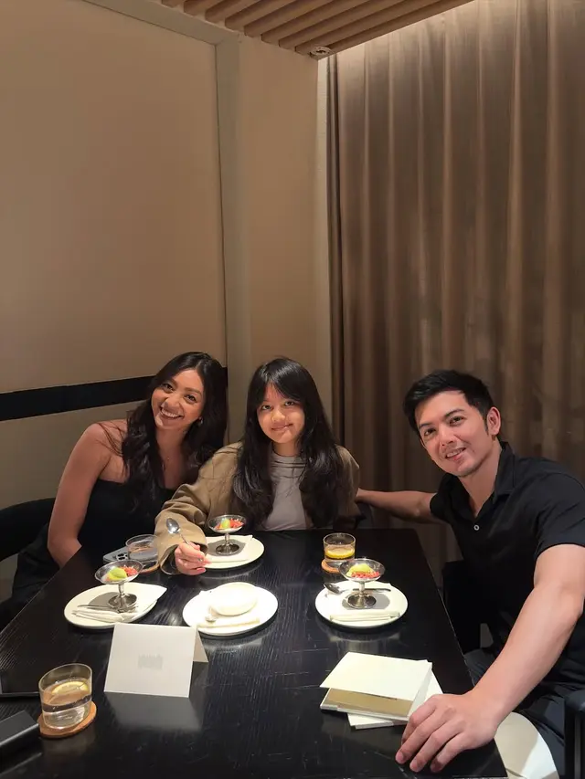 6 Potret Nicky Tirta dan Mantan Istri Rayakan Ultah Anak Bersama, Harmonisnya Co-Parenting