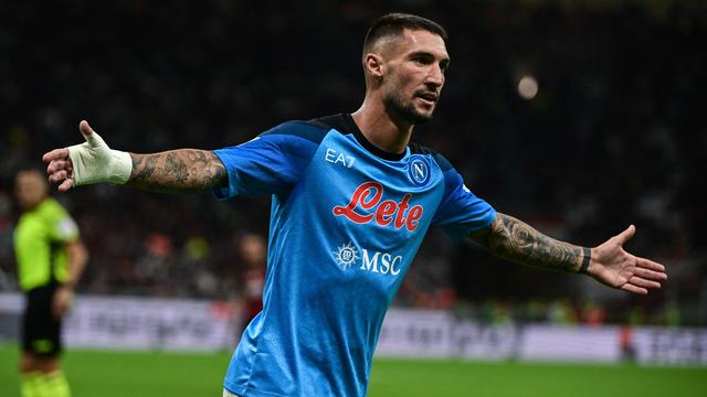 Permalukan AC Milan di San Siro, Napoli Naik ke Puncak Klasemen Liga Italia