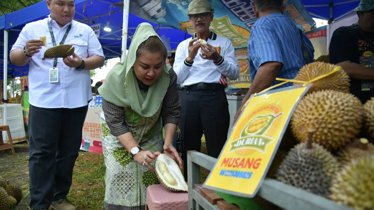 Hevearita Gunaryanti Rahayu.