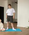 pendekatan body neutrality bisa menjadi jalan tengah yang lebih sehat. Alih-alih menekankan bahwa anak harus selalu mencintai penampilannya, konsep ini mengajak anak untuk menghargai tubuh dari apa yang bisa dilakukan, bukan sekadar bagaimana terlihat. (foto/dok: freepik)