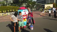 Mengintip 'Dalang' di Balik Badut Animasi di Car Free Day