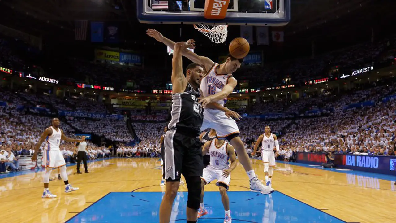 Aksi Tim Duncan