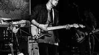 Petra Sihombing dan Cerita di Balik Ciuman Sesama Pria