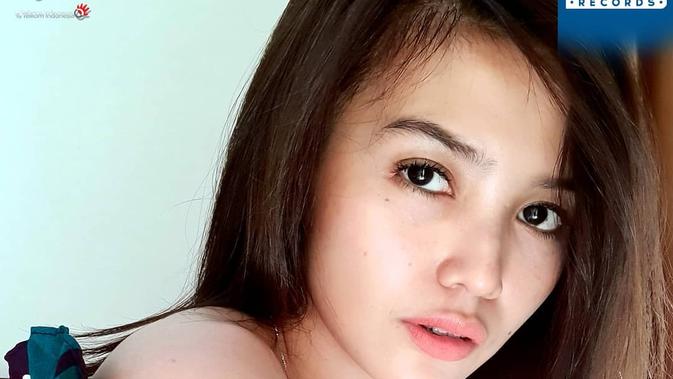 Ratih Puspita (https://www.instagram.com/p/CGyhF6BLK6H/)