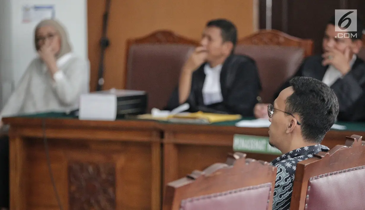 Kepala Sub Direktorat Penyidikan Kemenkominfo Teguh Arifiyadi bersaksi dalam sidang penyebaran berita bohong atau hoaks dengan terdakwa Ratna Sarumpaet di PN Jakarta Selatan, Jakarta, Kamis (9/5/2019). Teguh didatangkan oleh pengacara Ratna sebagai saksi meringankan. (Liputan6.com/Faizal Fanani)