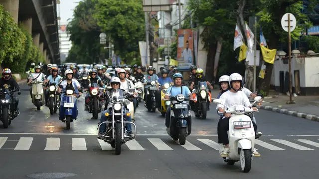 Cawapres nomor urut 2 Gibran Rakabuming Raka melakukan sunday morning ride (sunmori) bareng para selebritis pada Minggu pagi (4/2/2023).