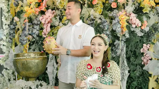 8 Momen Tasyakuran 7 Bulanan Kehamilan Zaskia Gotik, Penuh Bahagia