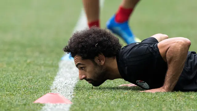 Intip Latihan Mohamed Salah Jelang Hadapi Arab Saudi