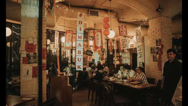 Nikmatnya Rasa Micin dari Monosodium Glutamat dalam Koleksi Busana