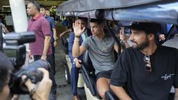 Pemain Terbaik FIFA tiga kali ini, pertama kali diperkenalkan ke Yayasan oleh teman lama dan dermawan Peter Lim, yang meluncurkan Beasiswa SOF-Peter Lim. (Nicholas Yeo/AFP)