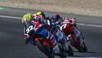Pembalap binaan PT Astra Honda Motor, yang turun di ajang Moto3 Junior World Championship yakni M. Kiandra Ramadhipa tampil kompetitif sepanjang balapan di Circuito de Jerez, Angel Nieto, Spanyol, Minggu (5/7/2026). (AHM)