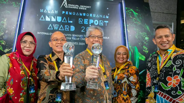 Terapkan GCG & Prinsip Bisnis Keberlanjutan, bank bjb dan bank bjb Syariah Raih ARA 2023