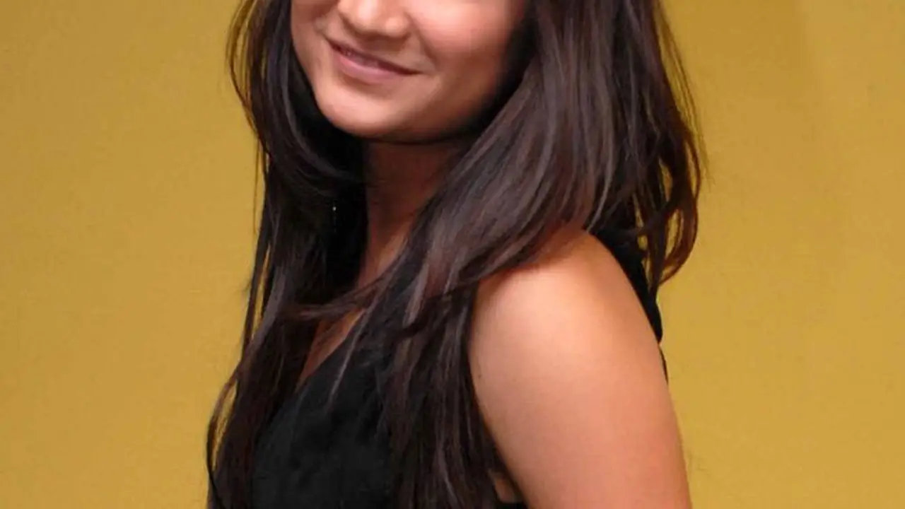 Natalie Sarah