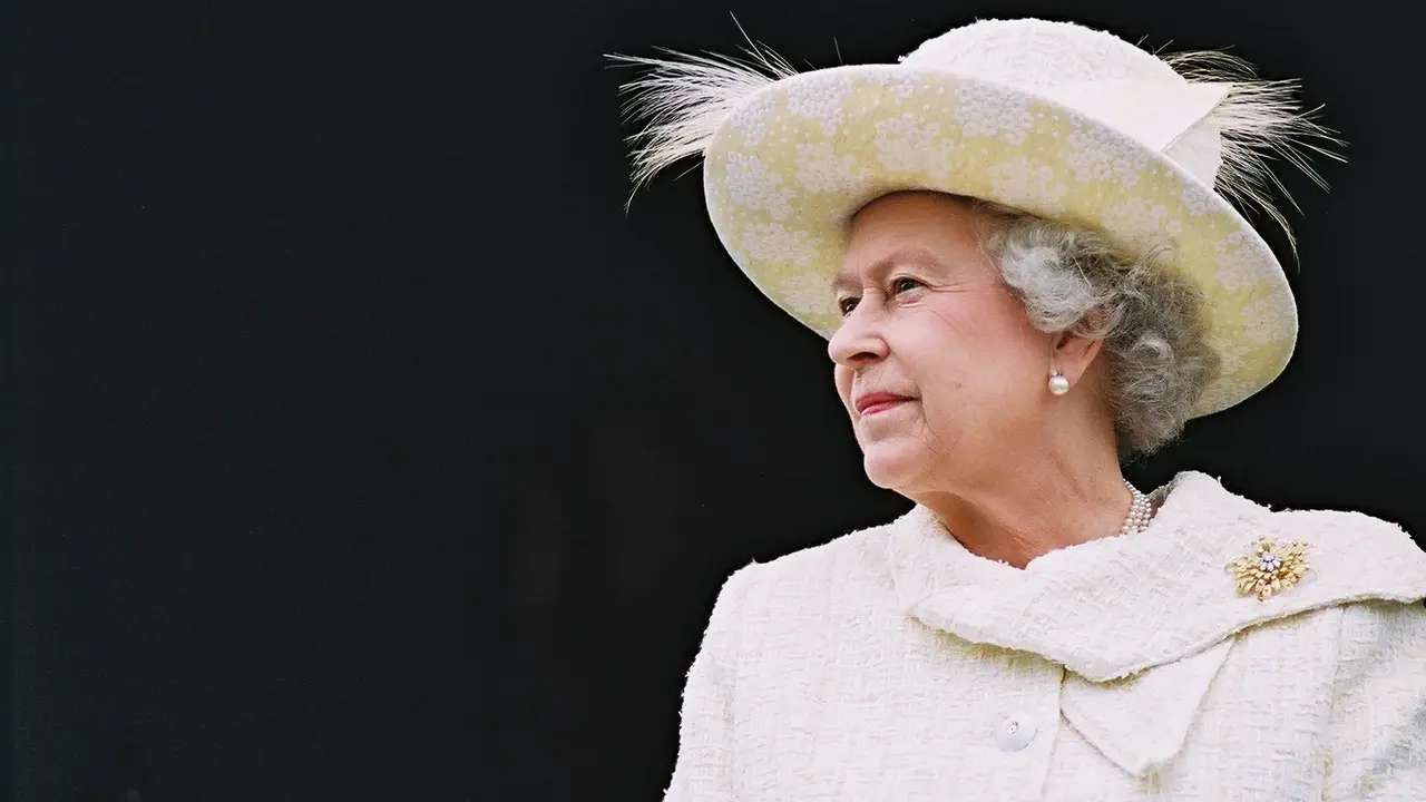 90 Fakta Ratu Inggris Elizabeth II yang Bikin Kamu Bengong (1)