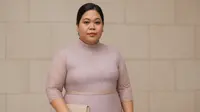10 Model Dress Brokat Panjang untuk Badan Gemuk Terbaru 2025, Bikin Tubuh Tampak Lebih Ramping