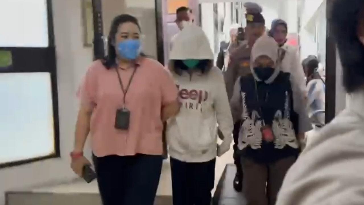 AG Pacar Mario Dandy tiba di  Pengadilan Negeri (PN) Jakarta Selatan, Kamis (30/3/2023).