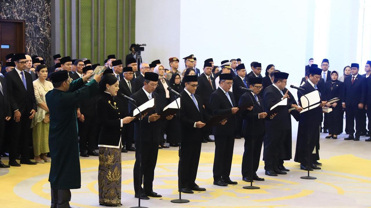 Dewan Komisioner OJK Resmi Dilantik: Friderica Widyasari Dewi Jadi Ketua, Ini Daftar Lengkapnya