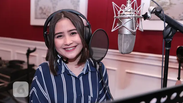[Bintang] Prilly Latuconsina