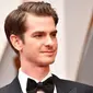 Sampai saat ini Andrew Garfield, aktor yang memang meggeluti dunia teater sejak tahun 2004, belum juga memberikan tanggapan soal kritik dan komentar yang menyudutkan dirinya belakangan ini. (AFP/Bintang.com)