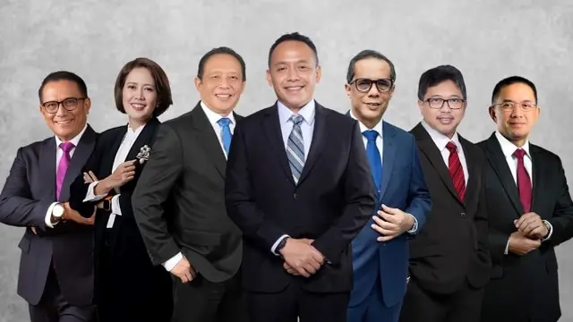 Direktur Utama PalmCo Jatmiko K Santosa bersama 6 direksi lainnya.