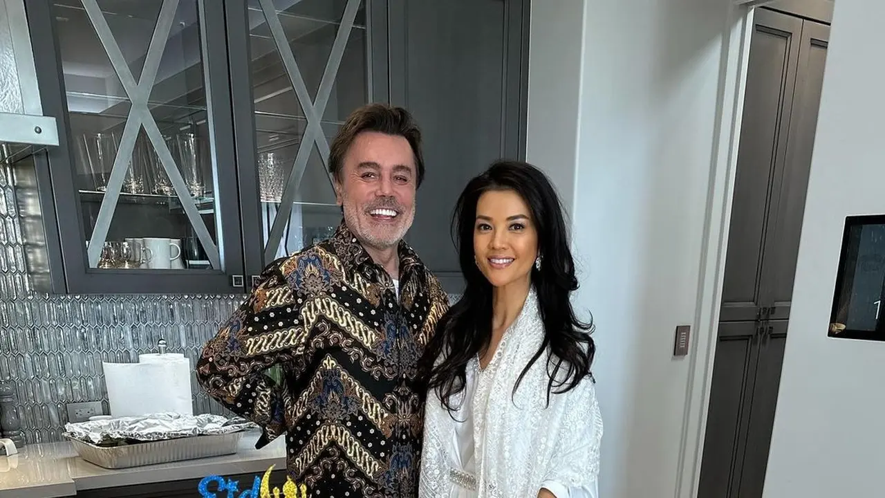 5 Potret Farah Quinn Rayakan Lebaran di Amerika Serikat, Hidangkan Banyak Masakan Indonesia