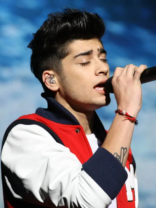 Salah satunya mantan personel One Direction, Zayn Malik yang kebanjiran ucapan bulan puasa dari penggemarnya. (AFP/Bintang.com)