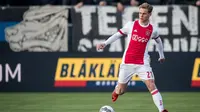 Wonderkid Ajax Amsterdam, Frenkie de Jong, selangkah lagi bergabung dengan Barcelona (Twitter/Frenkie)