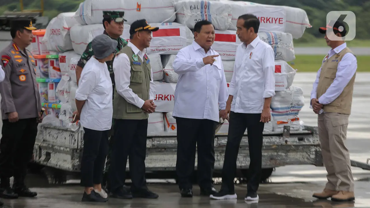 Presiden Joko Widodo Lepas Bantuan Logistik Untuk Korban Gempa Turki Suriah