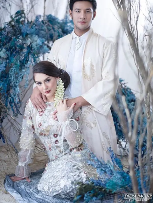 Perjalanan kisah cinta Irish Bella dan Ammar Zoni dimulai kita mereka membintangi sinetron yang sama. (Liputan6.com/IG/_irishbella_)