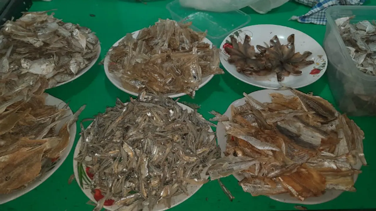 Menikmati Kerenyahan Ragam Ikan Asin Khas Sumatera Penggugah Selera